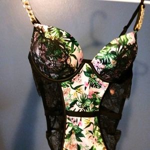NWT Victoria secrets teddy